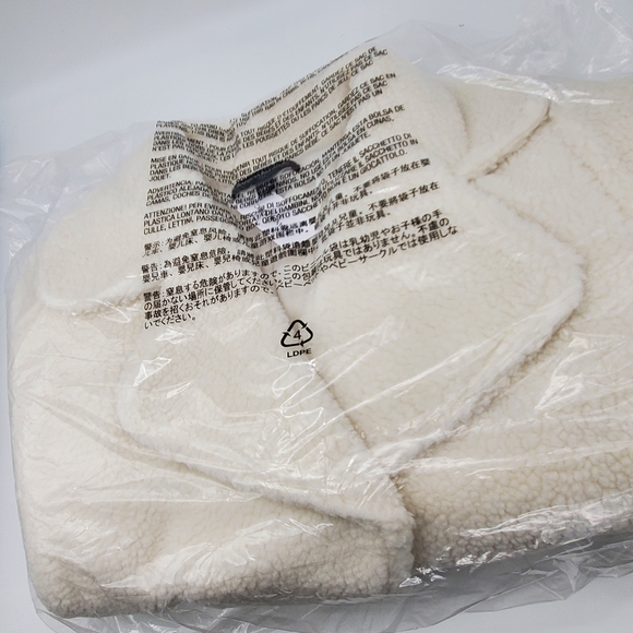 Banana Republic Teddy Jacket, Cream Color - Picture 6 of 8